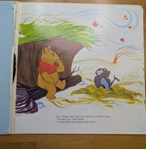 Winnie the Pooh and the Blustery Day 1967 Version 11 Page Book & Vinyl Record - Picture 3 of 7